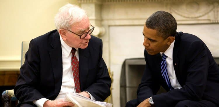 4 Essential Traits Warren Buffett Looks for in a Leader