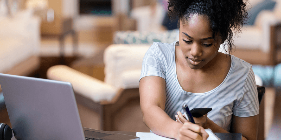 8 Tips to Survive Graduating Into a Recession, From People Who’ve Been There