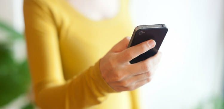 The 3 Most Important People to Stay in Touch With (and How to Do It)