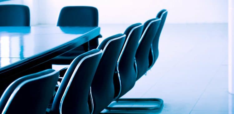 Where You Should Be Sitting at Your Next Meeting