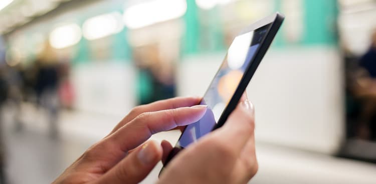 The New Way to Casually (and Covertly) Job Hunt