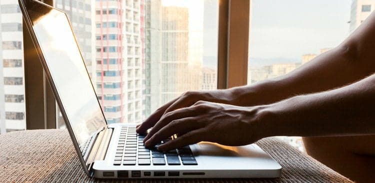 Why Writing Well Could Mean a Higher Salary (No Matter What You Do)