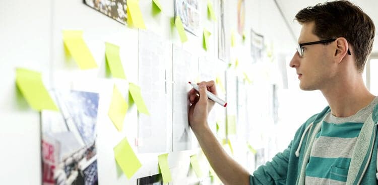 How to Pitch a Big Idea to Your Boss (and Get a "Yes!")