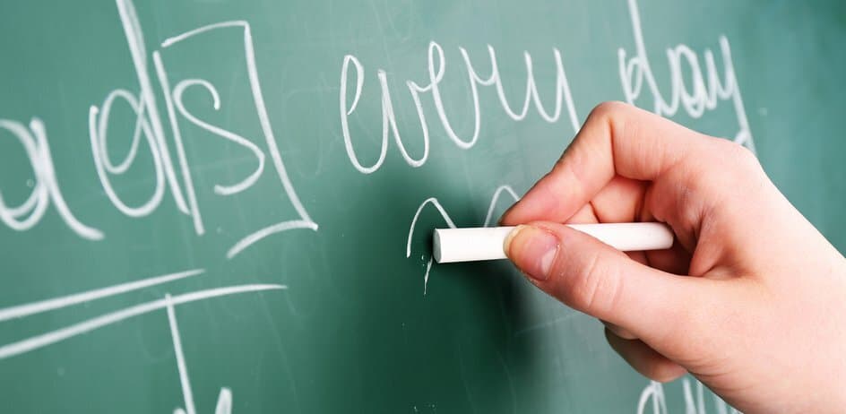 9 Grammar Must-Reads if You Don't Want to Embarrass Yourself at Work