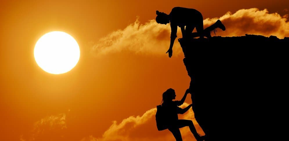 15 Ways to Be the Kind of Leader People Line Up to Follow