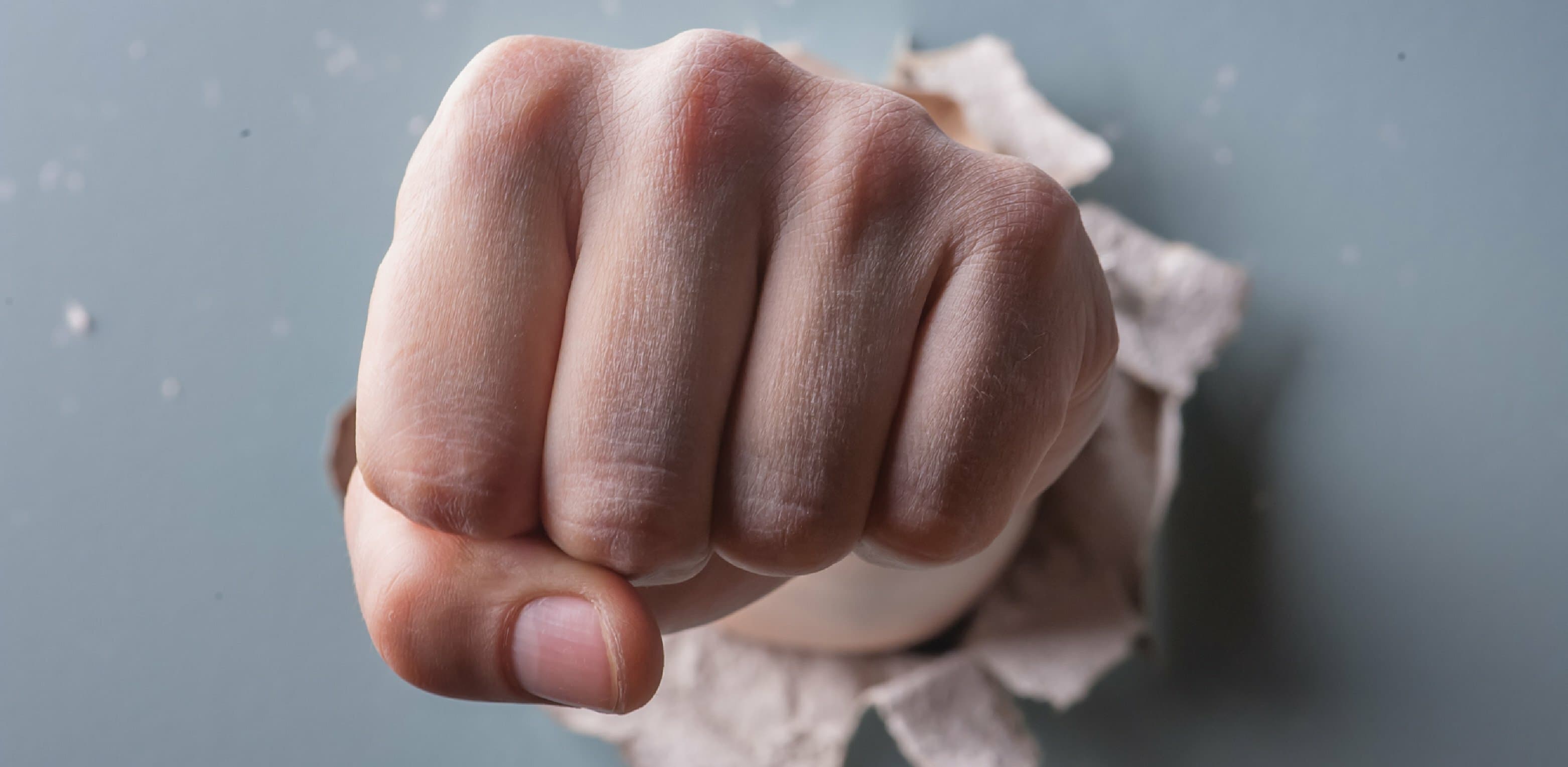 7 Ways Successful People Survive Stressful Situations Without Crumbling (or Even Crying)