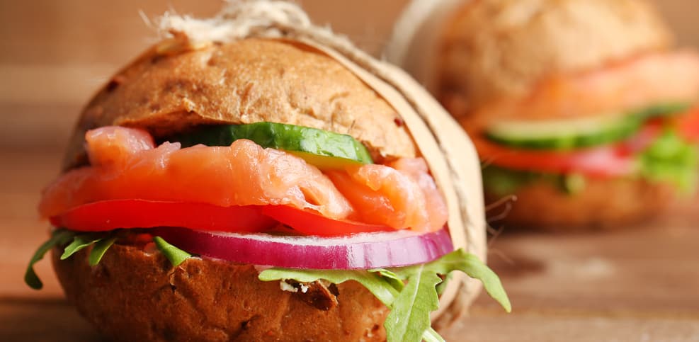 Here's the Easiest-Ever Guide to Eating Healthier at Work