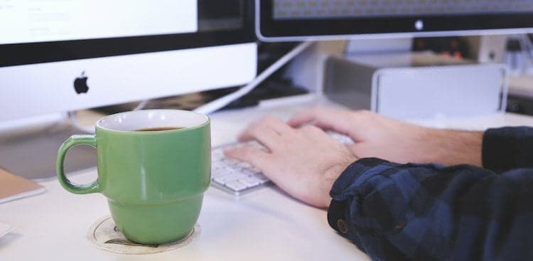 How to Write an Impressive Cover Letter From Scratch in 30 Minutes