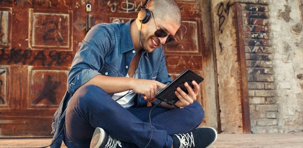 9 Podcasts That'll Make You Wish Your Commute Was Longer