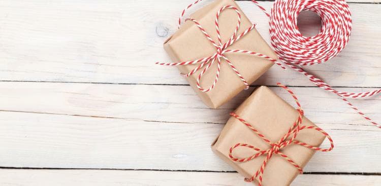 5 DIY Gifts Your Co-workers Will Actually Want to Receive