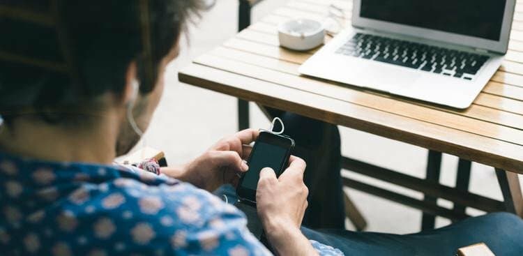 4 Ways You Can Save Money This Year With the Click of a Button (OK, a Few Buttons)