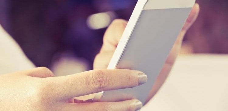 The Default LinkedIn Feature You Need to Avoid (and the Templates to Use Instead)