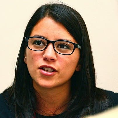 Want to Get Into B-School? Be Yourself