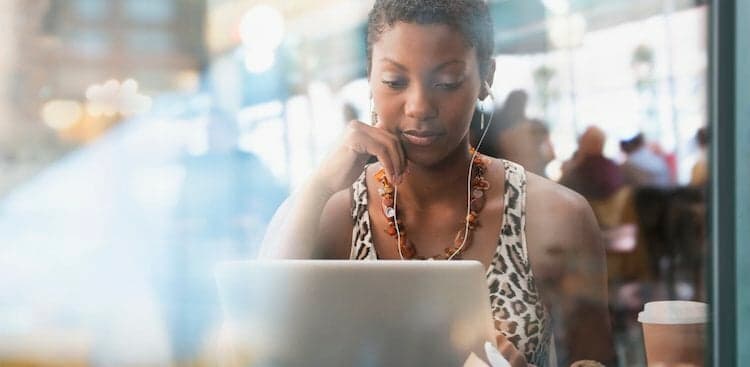 The Music Lover’s Guide to Knowing When to Hit Play (and When to Work in Silence)