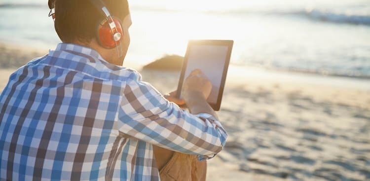 8 TED Talks That Are So Great You'll Actually Want to Listen to Them on Your Day Off