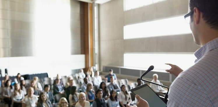 3 Big Reasons You Never Get Anything Worthwhile Out of Meetings