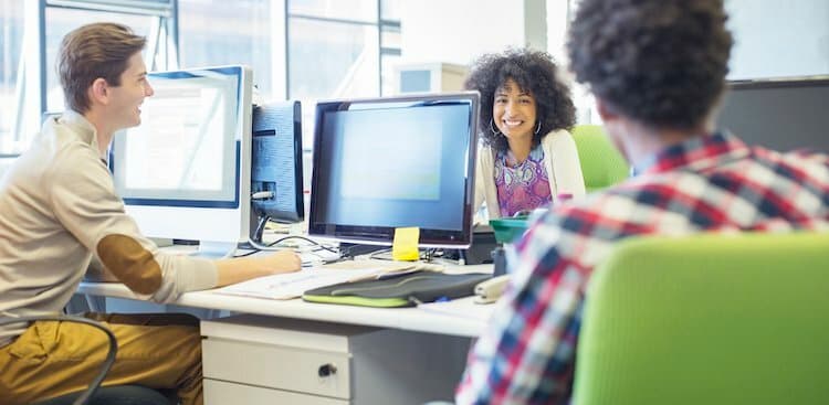 The Literal Brain-Boosting Reason to Let Yourself Get Distracted by Small Talk Today