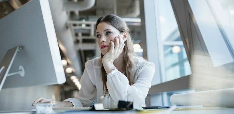 3 Ways You Can Fix a Boring Job That You're Not Ready to Leave