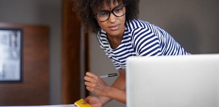 4 Ways You’re Hurting Yourself By Not Asking for Help