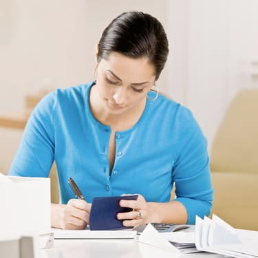 Giving to Charity This Year? Do it the Right Way