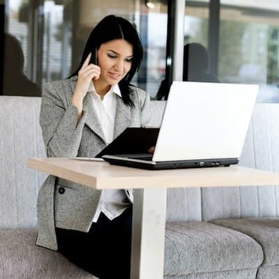 Coffee Shop 101: How to Be a Great Café Co-worker