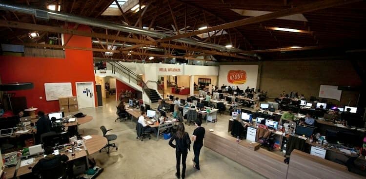 4 Ways to Stay Sane in a Noisy Office