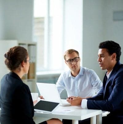 Hiring Managers Tell Us: The Secrets of Standing Out