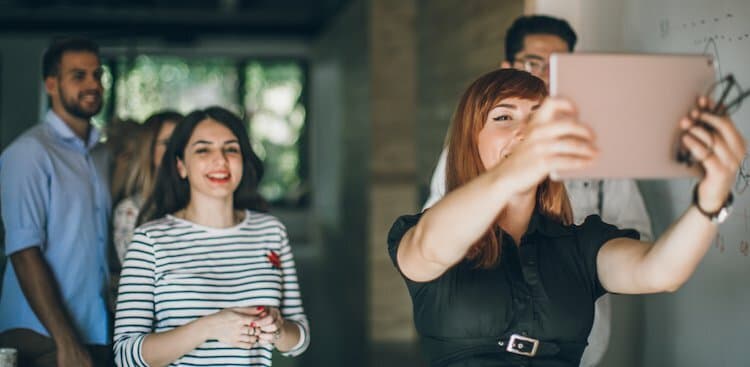 Why You Need an Employee Advocacy Program (and How to Start One)