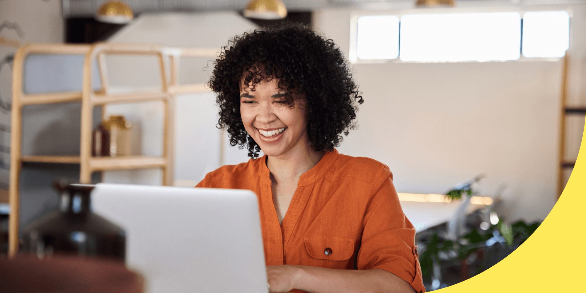 Congratulations on Promotion Email: Samples and How to Write a Good One