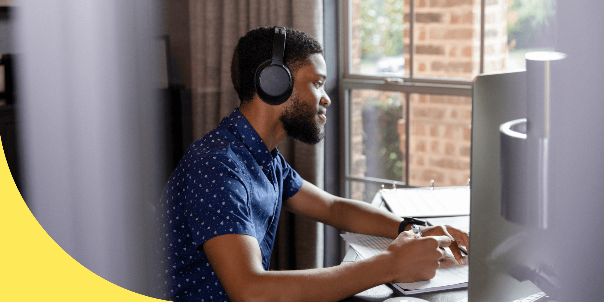 What Is an Independent Contractor? Pros and Cons of Being a 1099 Employee