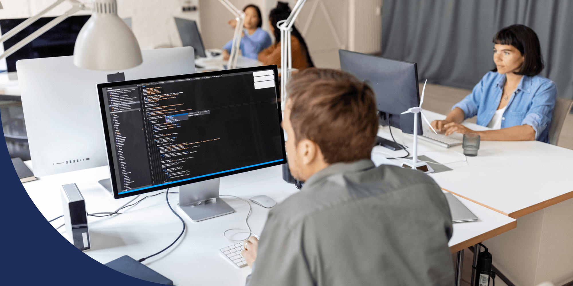 12 High-Paying White-Collar Jobs With No Degree Required